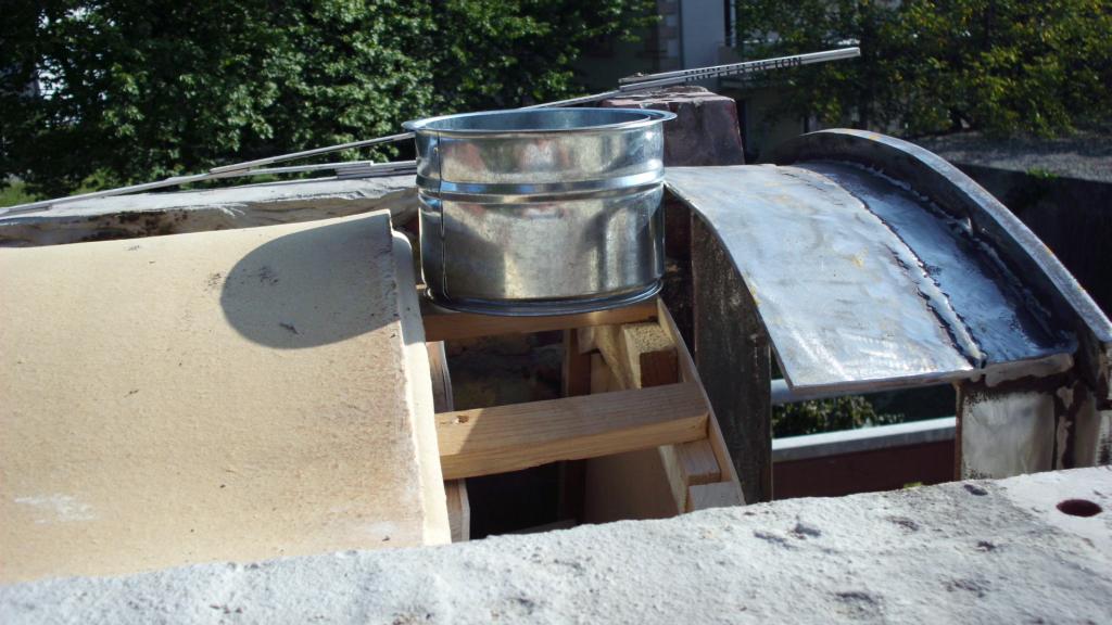 Futterrohr schräg oben