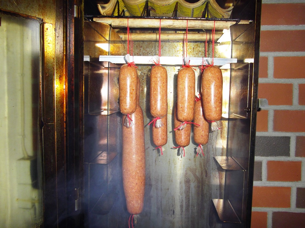 Teewurst im kaltrauch.