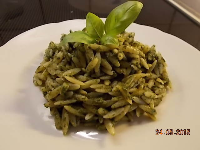 Kopfsalat mit Kaninchenrücken.JPG