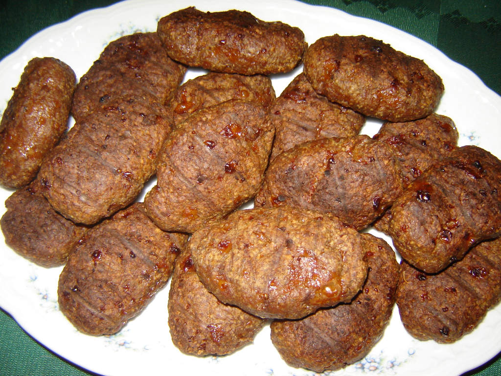 Wildschweinfrikadellen01.jpg